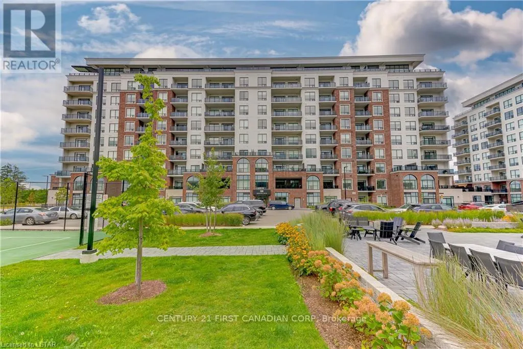 811 - 480 CALLAWAY ROAD, #811