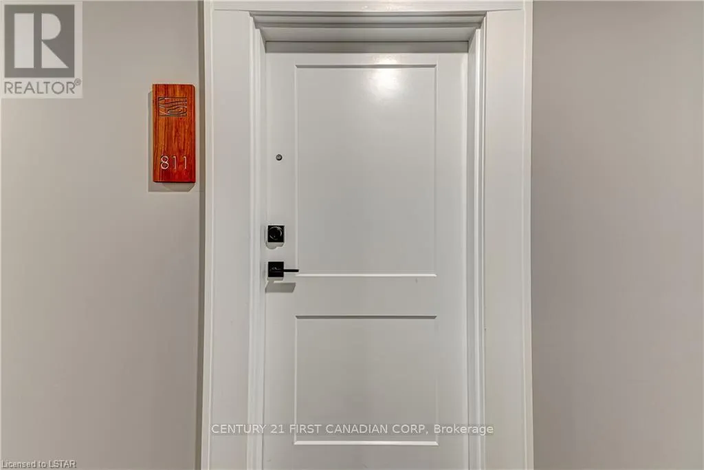 811 - 480 CALLAWAY ROAD, #811
