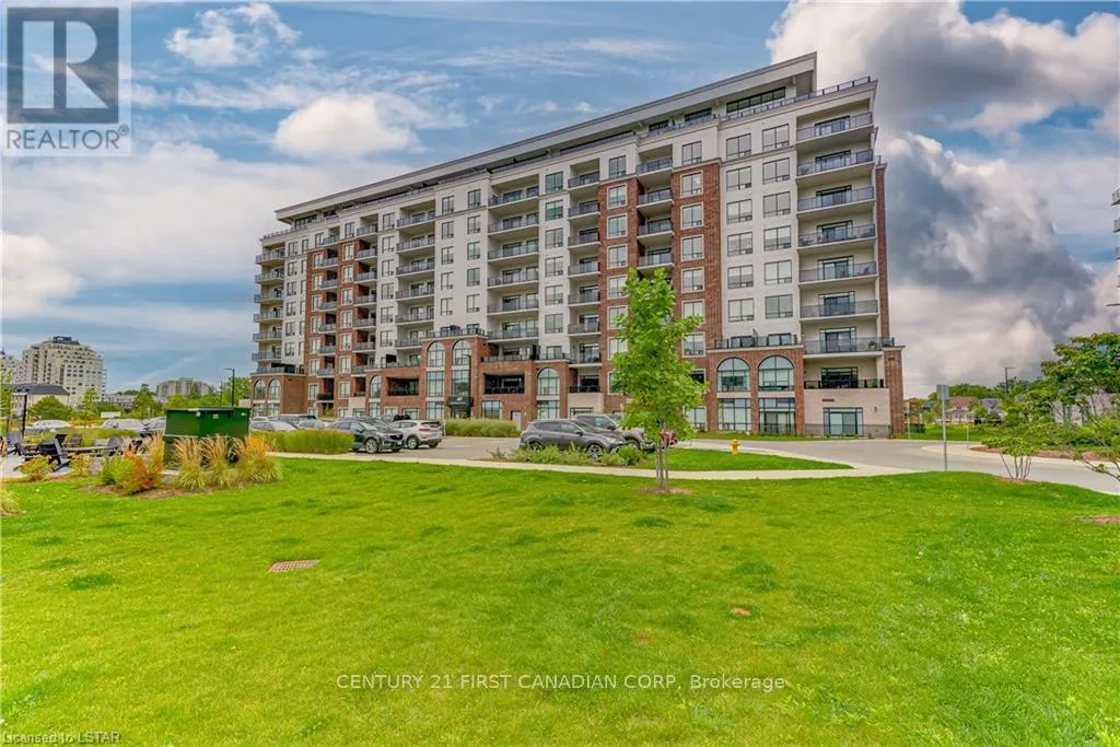 811 - 480 CALLAWAY ROAD, #811