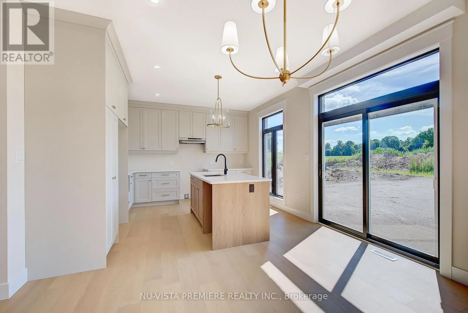 121 HARVEST LANE