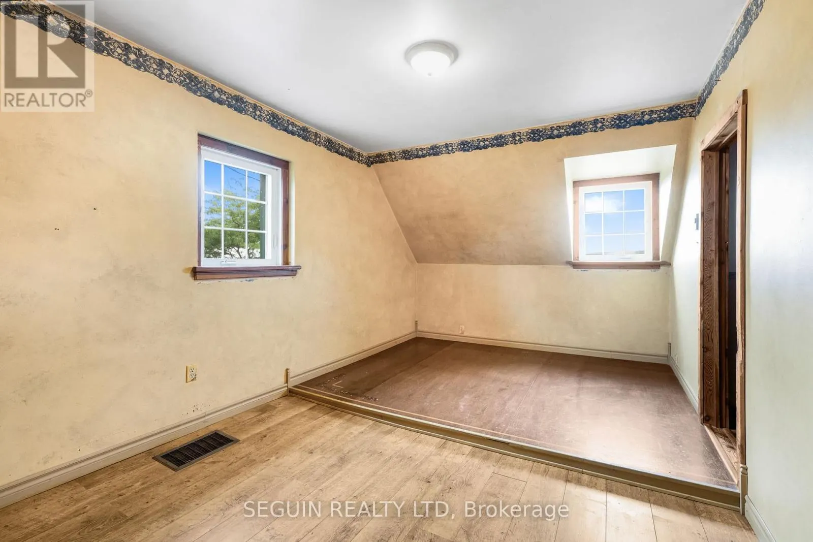 1190 CONC 7 ALFRED CONCESSION