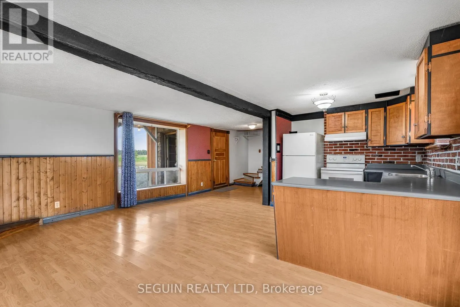 1190 CONC 7 ALFRED CONCESSION