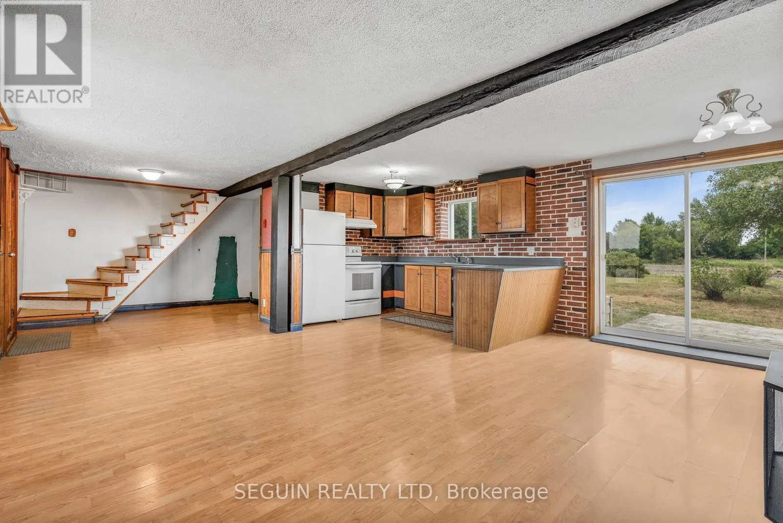 1190 CONC 7 ALFRED CONCESSION