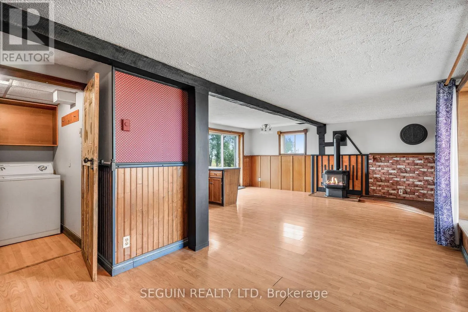 1190 CONC 7 ALFRED CONCESSION