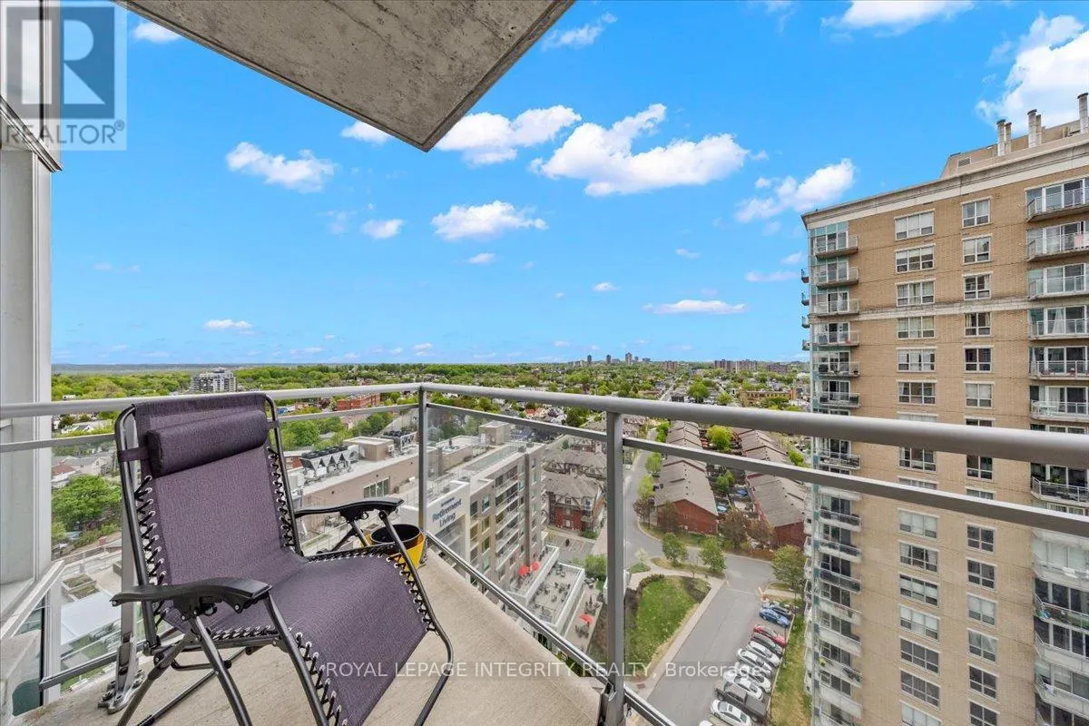 1604 - 70 LANDRY STREET