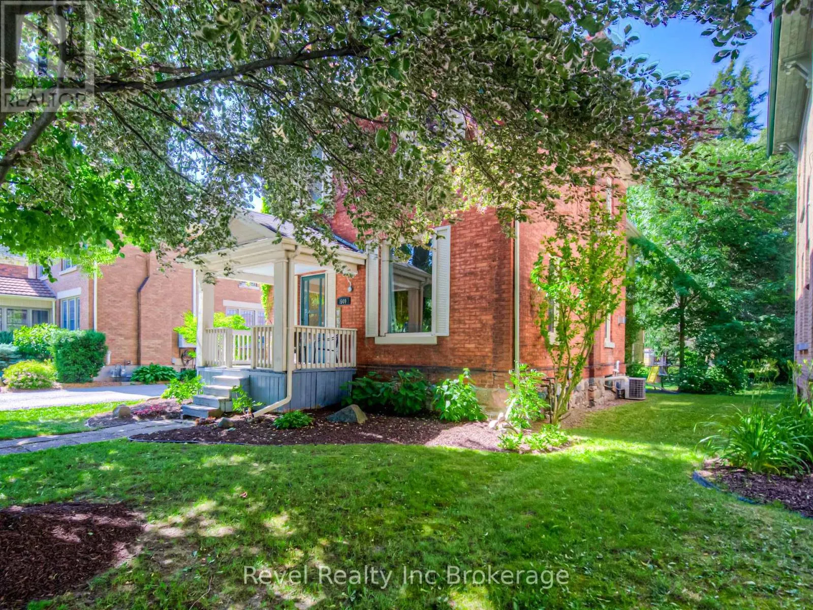 509 CANTERBURY STREET
