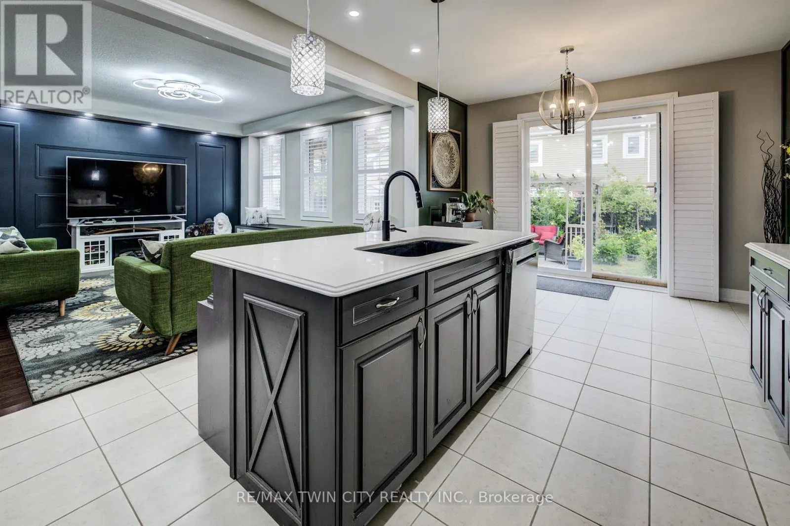 39 WANNAMAKER CRESCENT