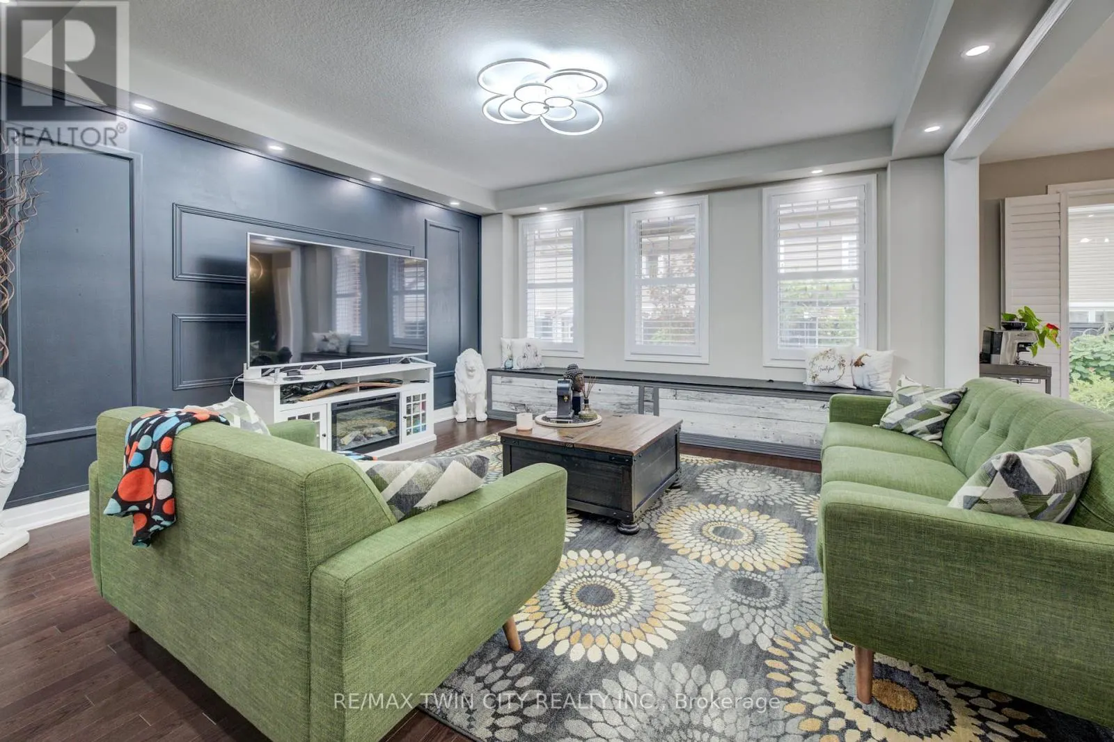 39 WANNAMAKER CRESCENT