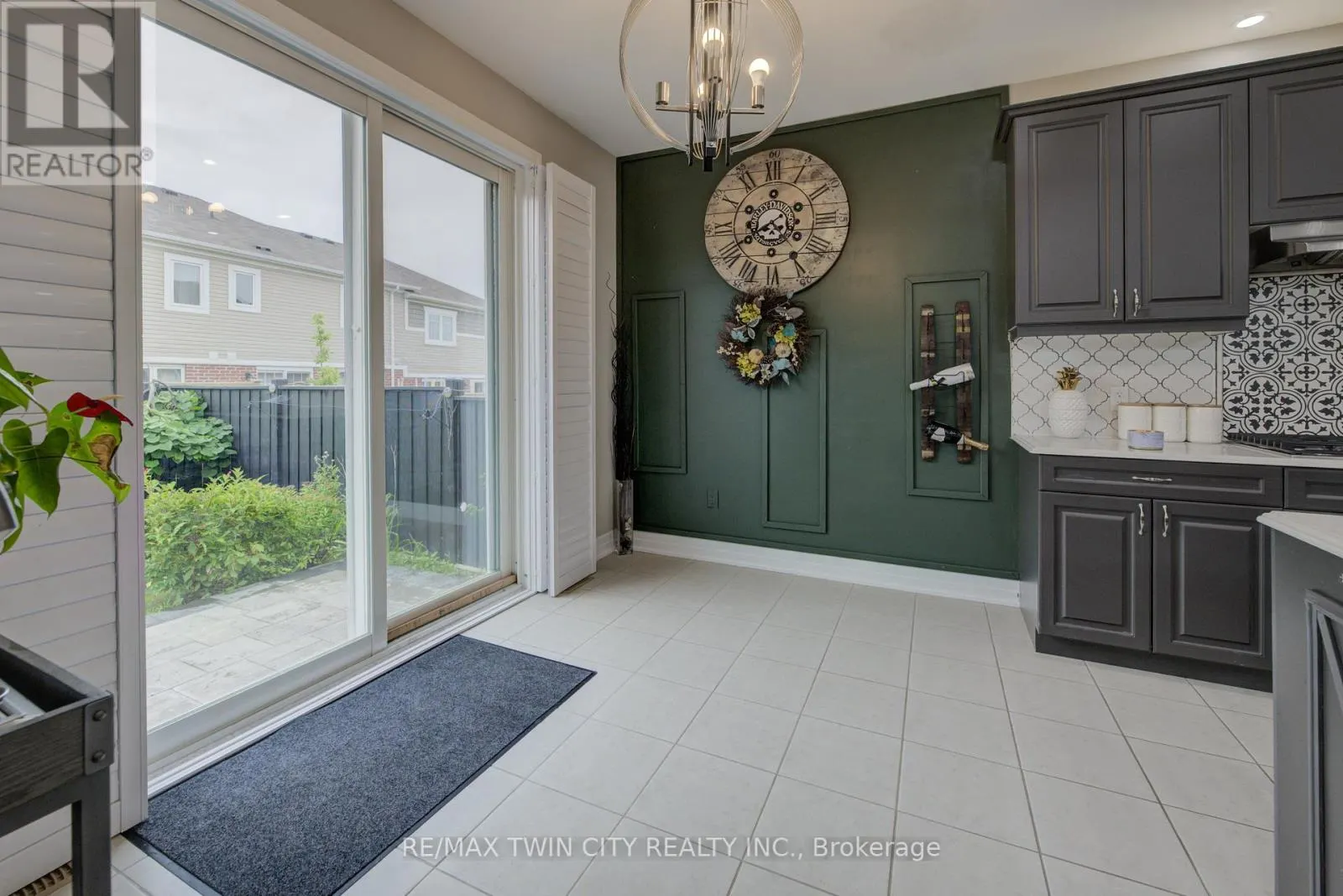 39 WANNAMAKER CRESCENT