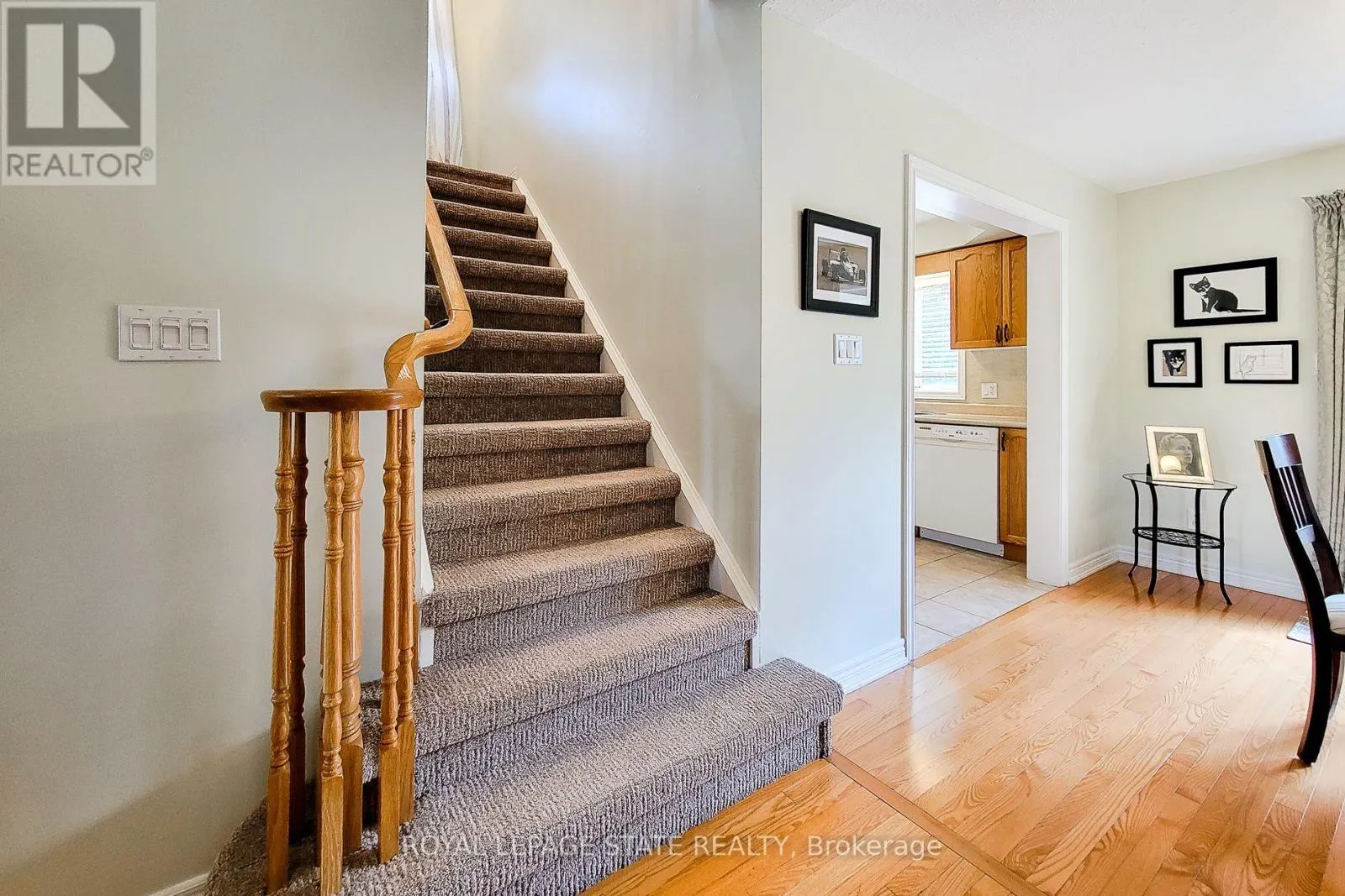 9 - 78 PEACHWOOD CRESCENT
