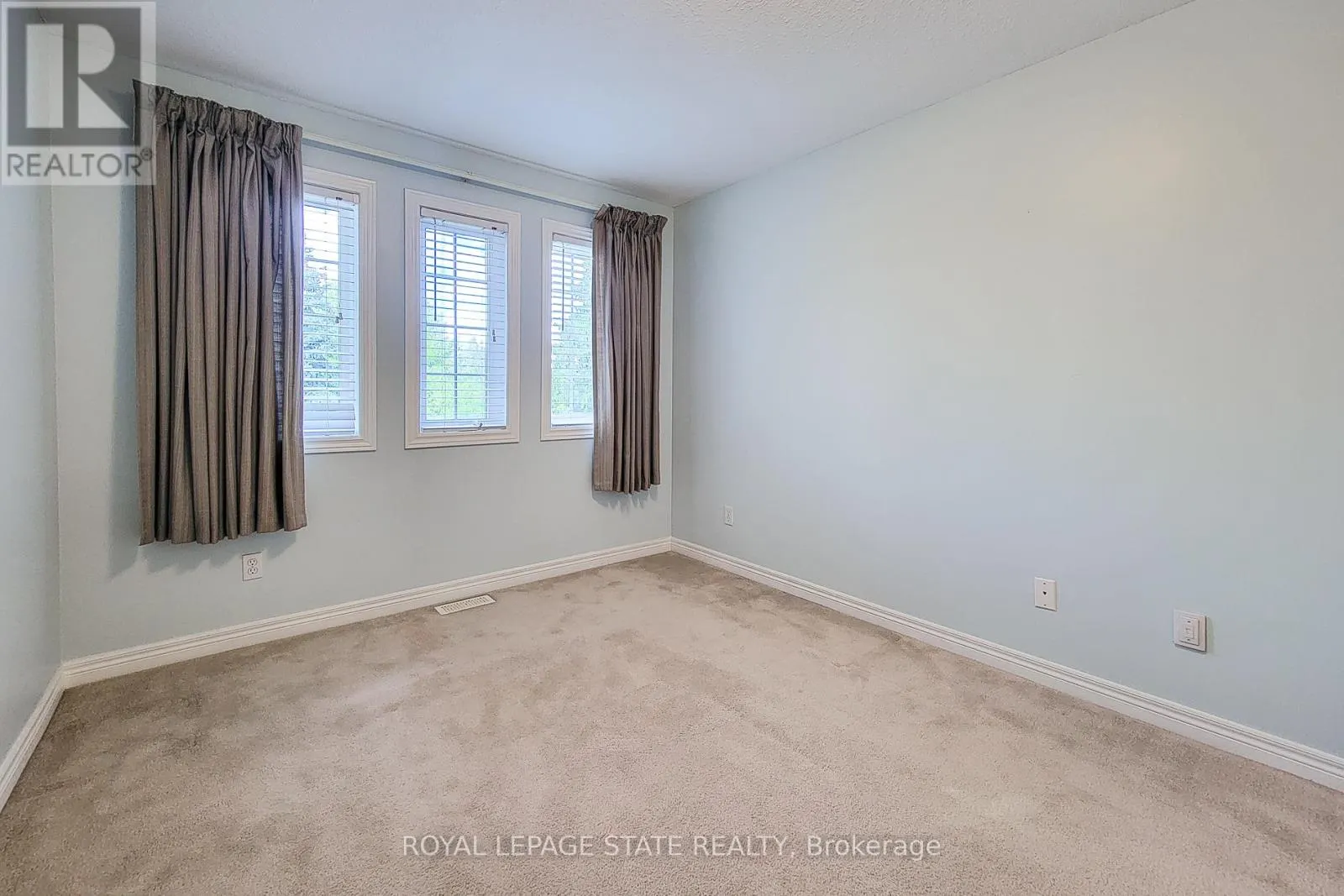 9 - 78 PEACHWOOD CRESCENT