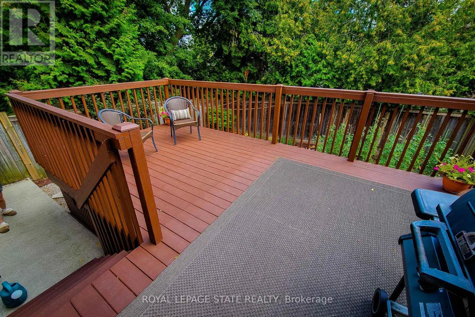 9 - 78 PEACHWOOD CRESCENT