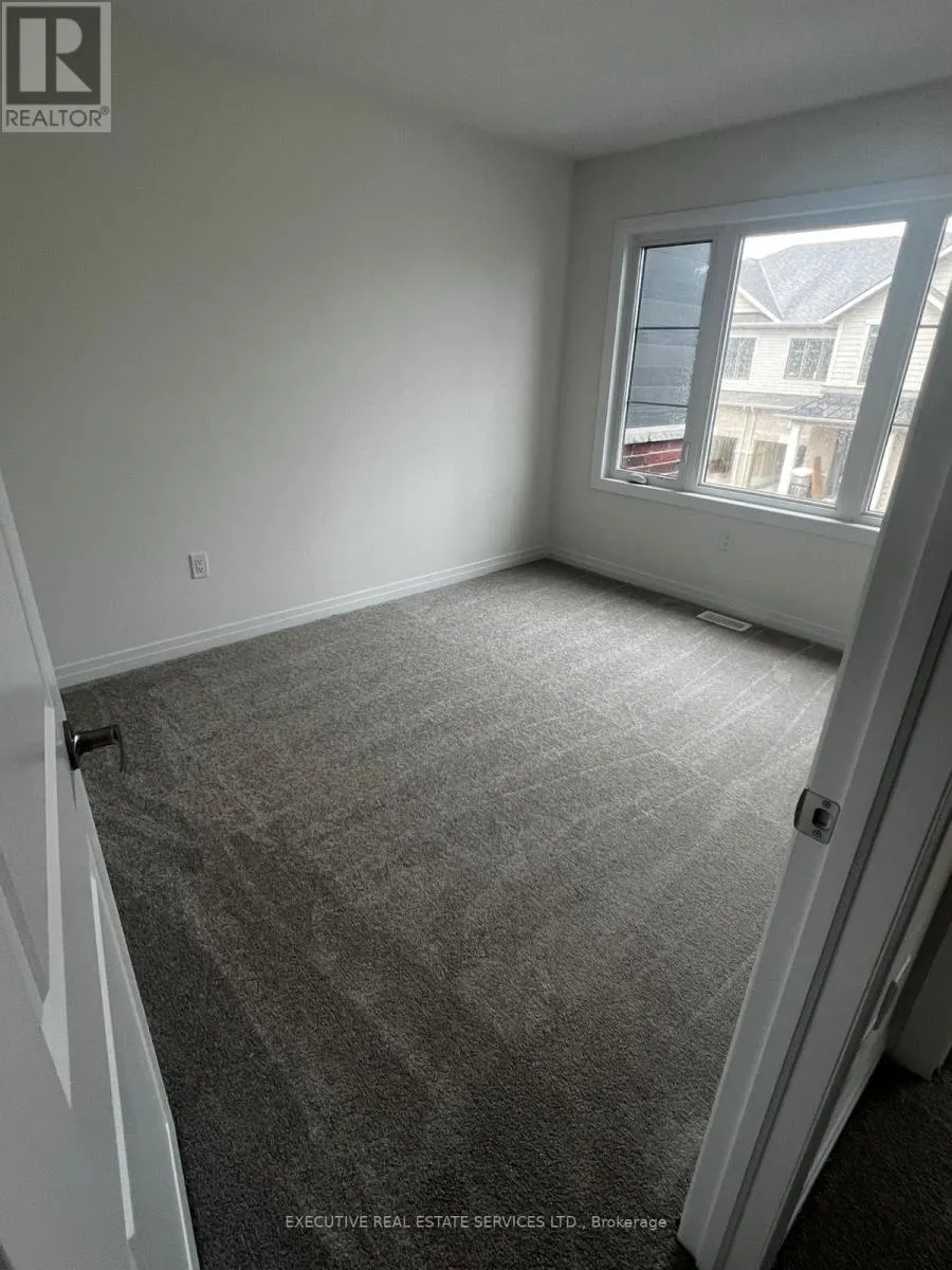 16 - 15 BLACKLOCK STREET