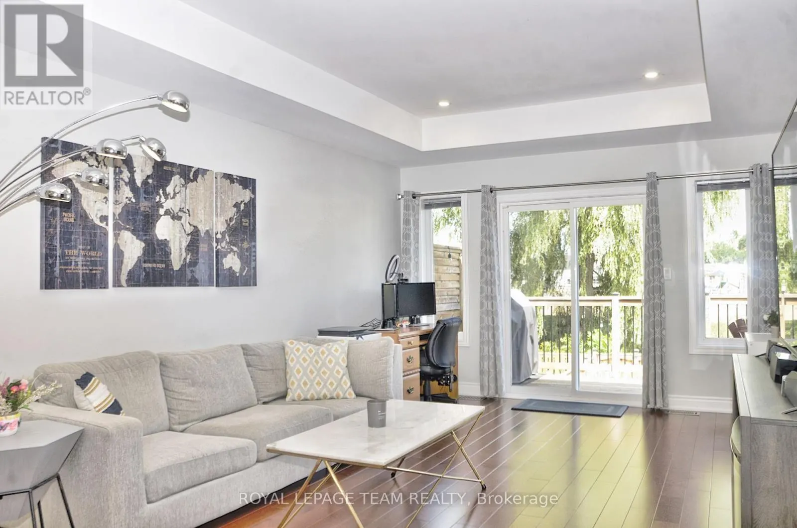 13A CENTRE STREET N