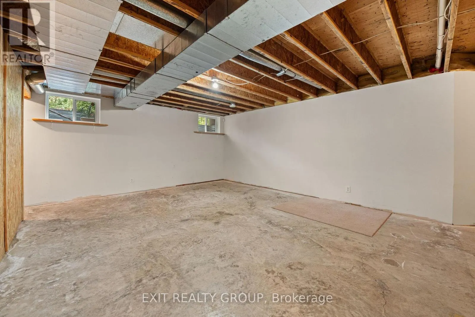 164 BAY BREEZE STREET