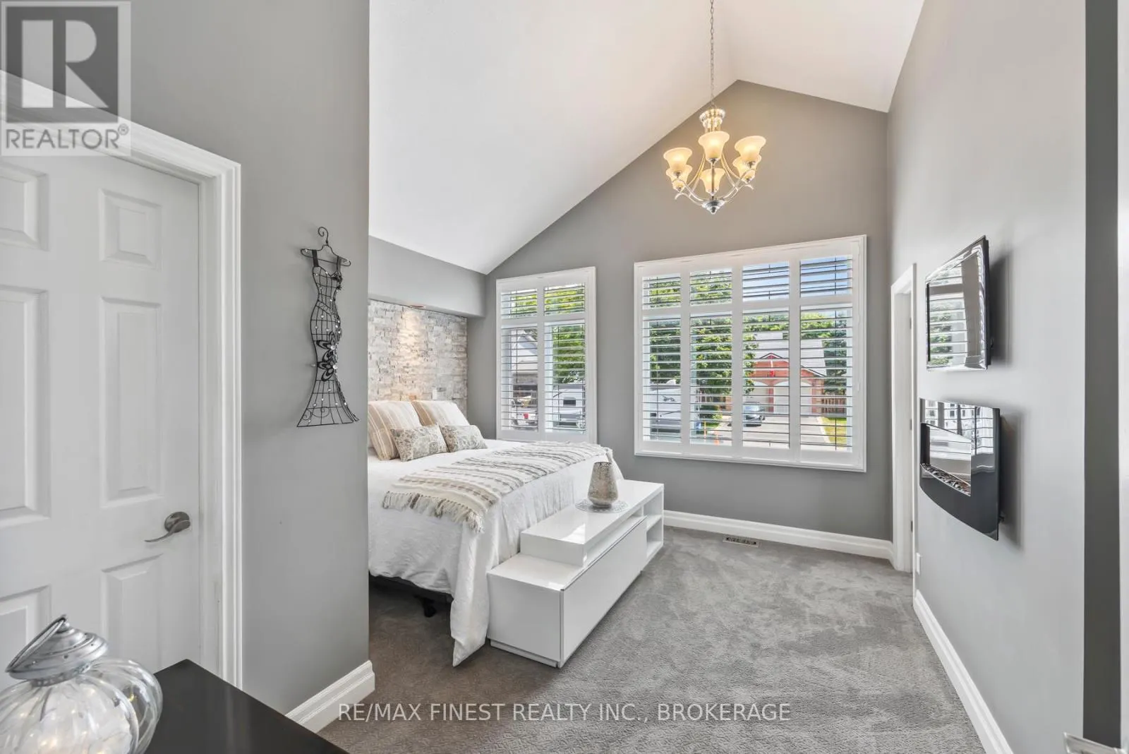 1303 ROCKWOOD DRIVE