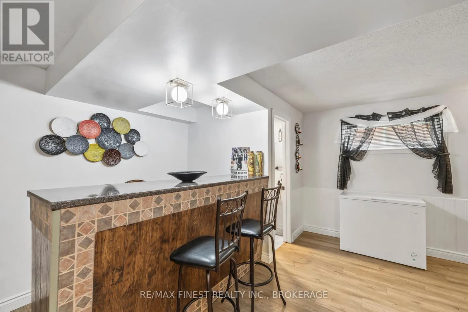 1303 ROCKWOOD DRIVE
