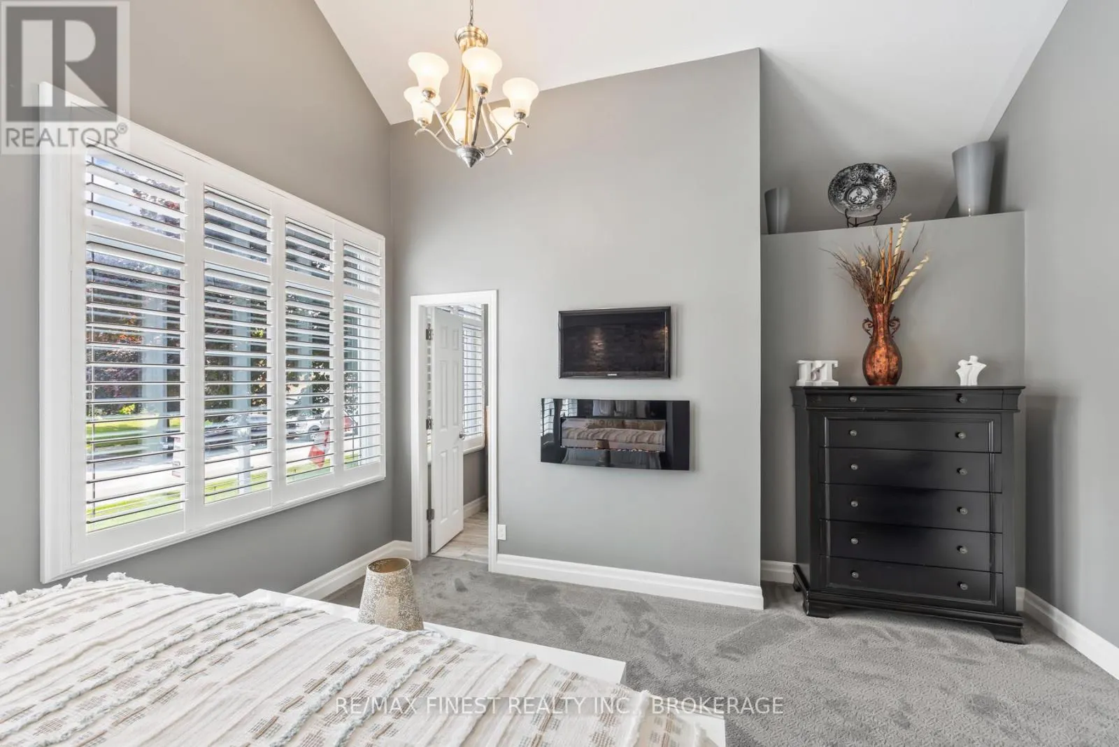 1303 ROCKWOOD DRIVE