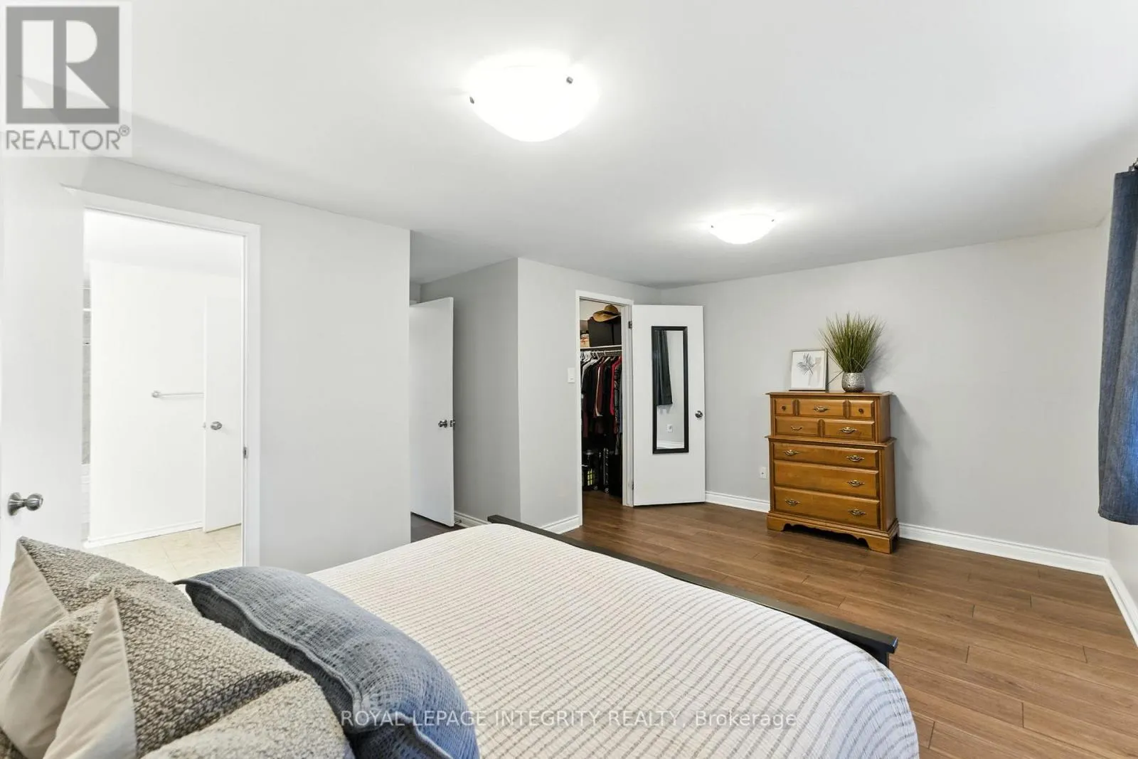 1 BANEBERRY CRESCENT