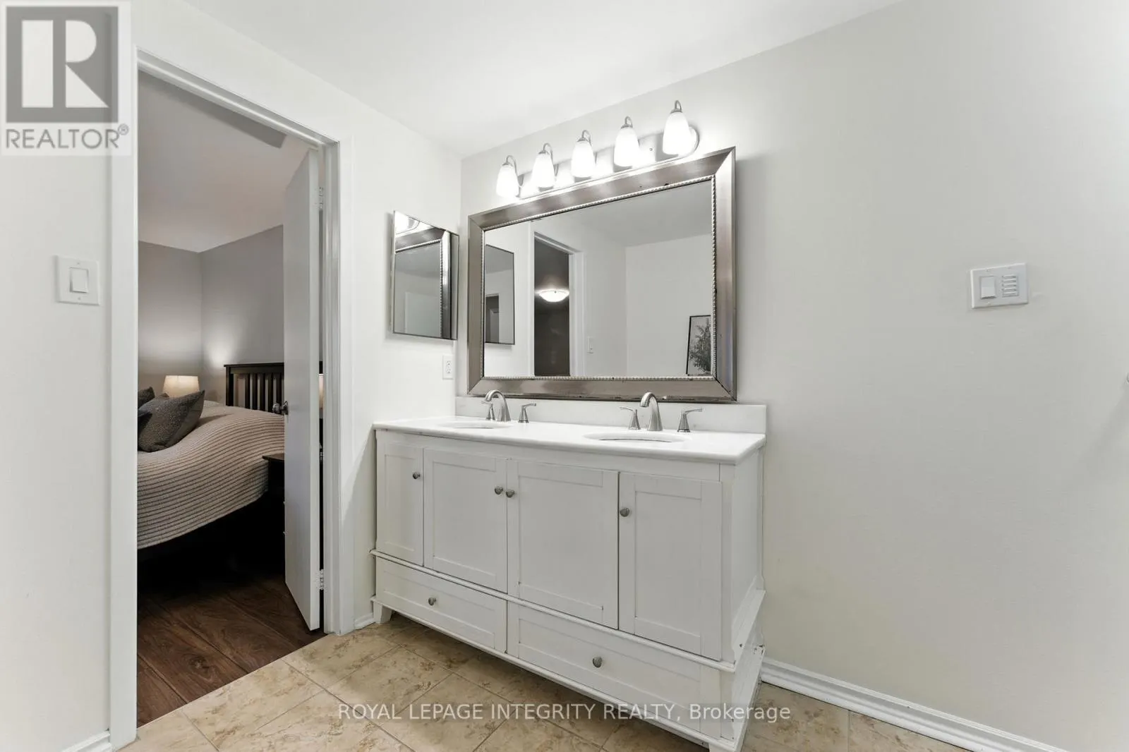 1 BANEBERRY CRESCENT