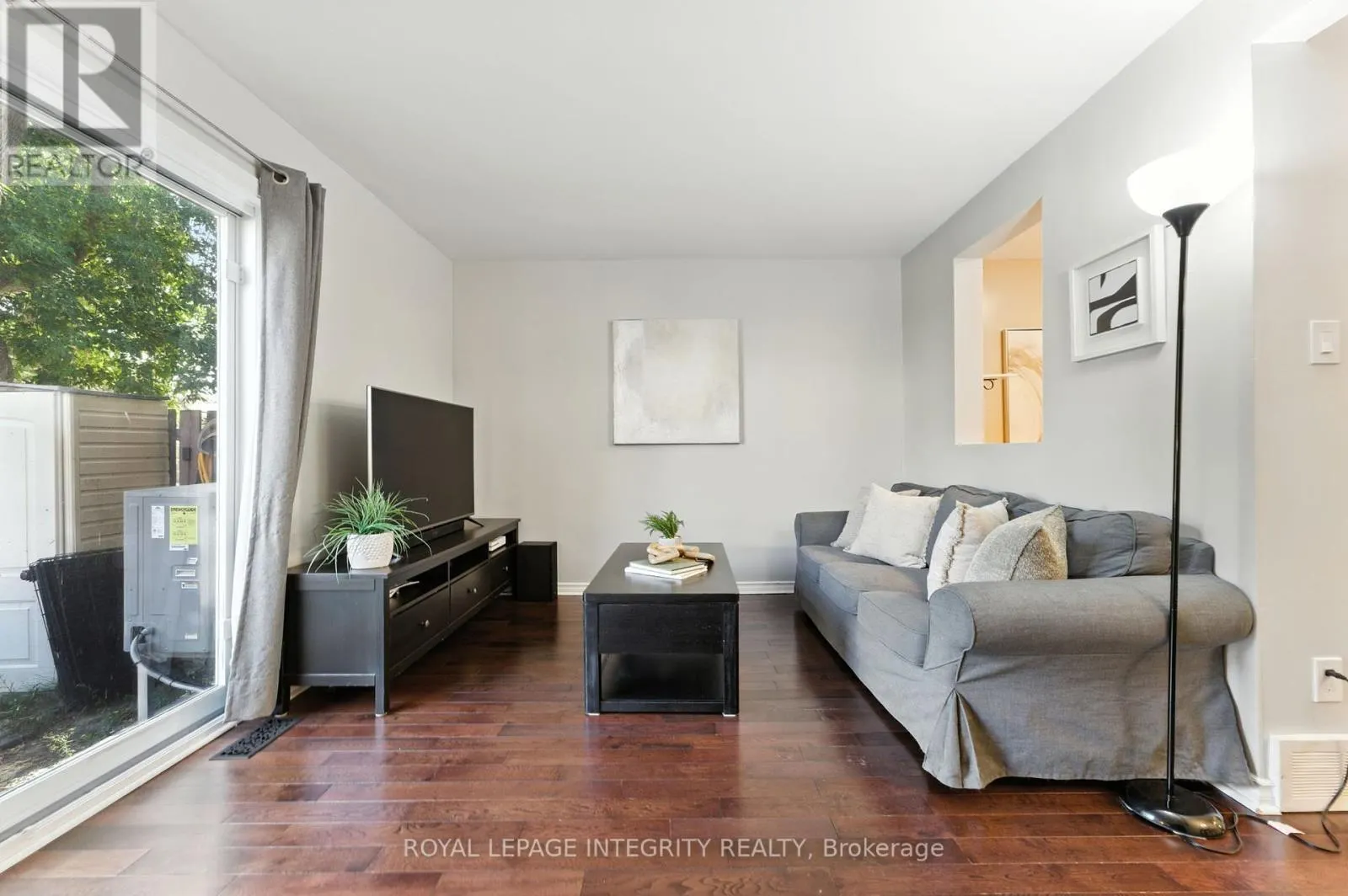 1 BANEBERRY CRESCENT