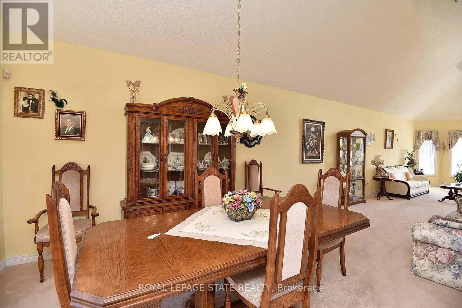 13 CHIANTI CRESCENT