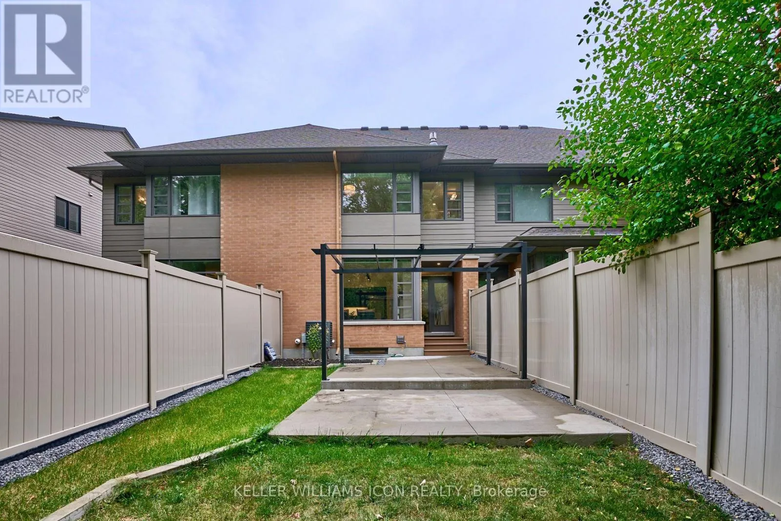 192 LARIMAR CIRCLE