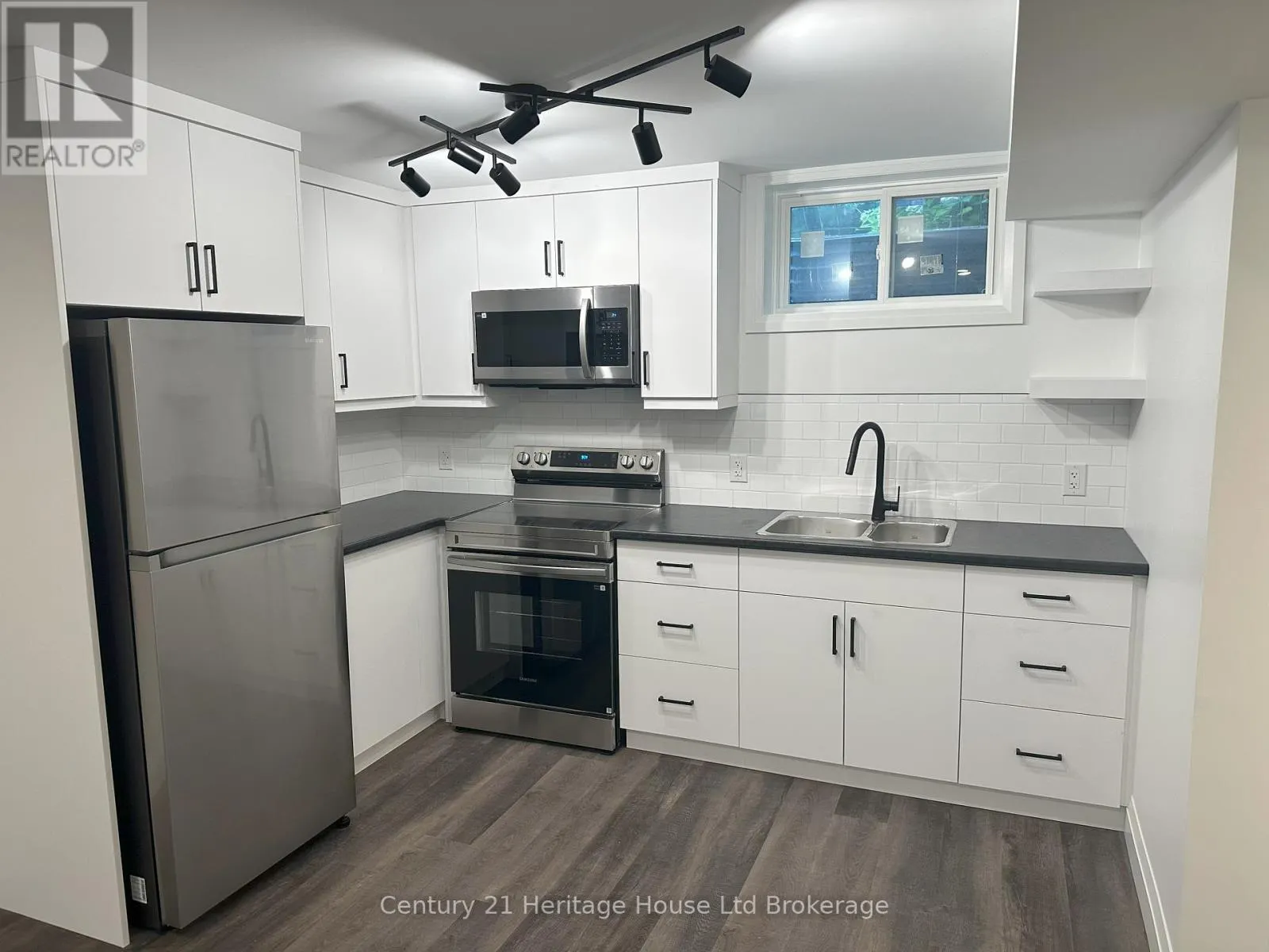 2 - 30 ZEFFER PLACE, #2