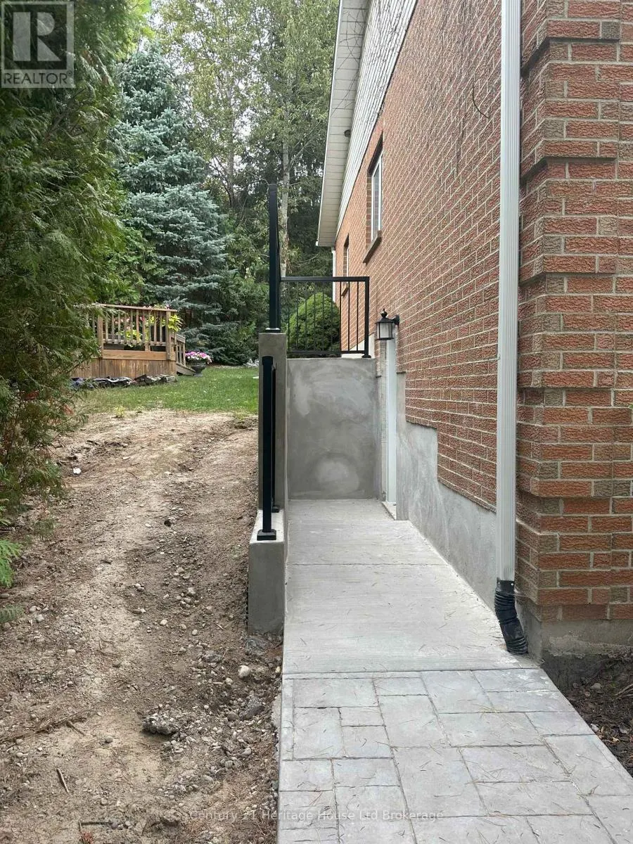 2 - 30 ZEFFER PLACE, #2