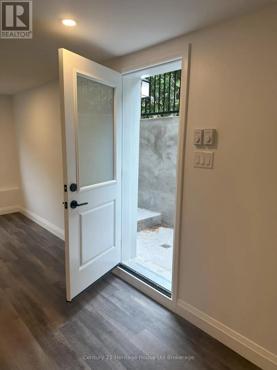 2 - 30 ZEFFER PLACE, #2