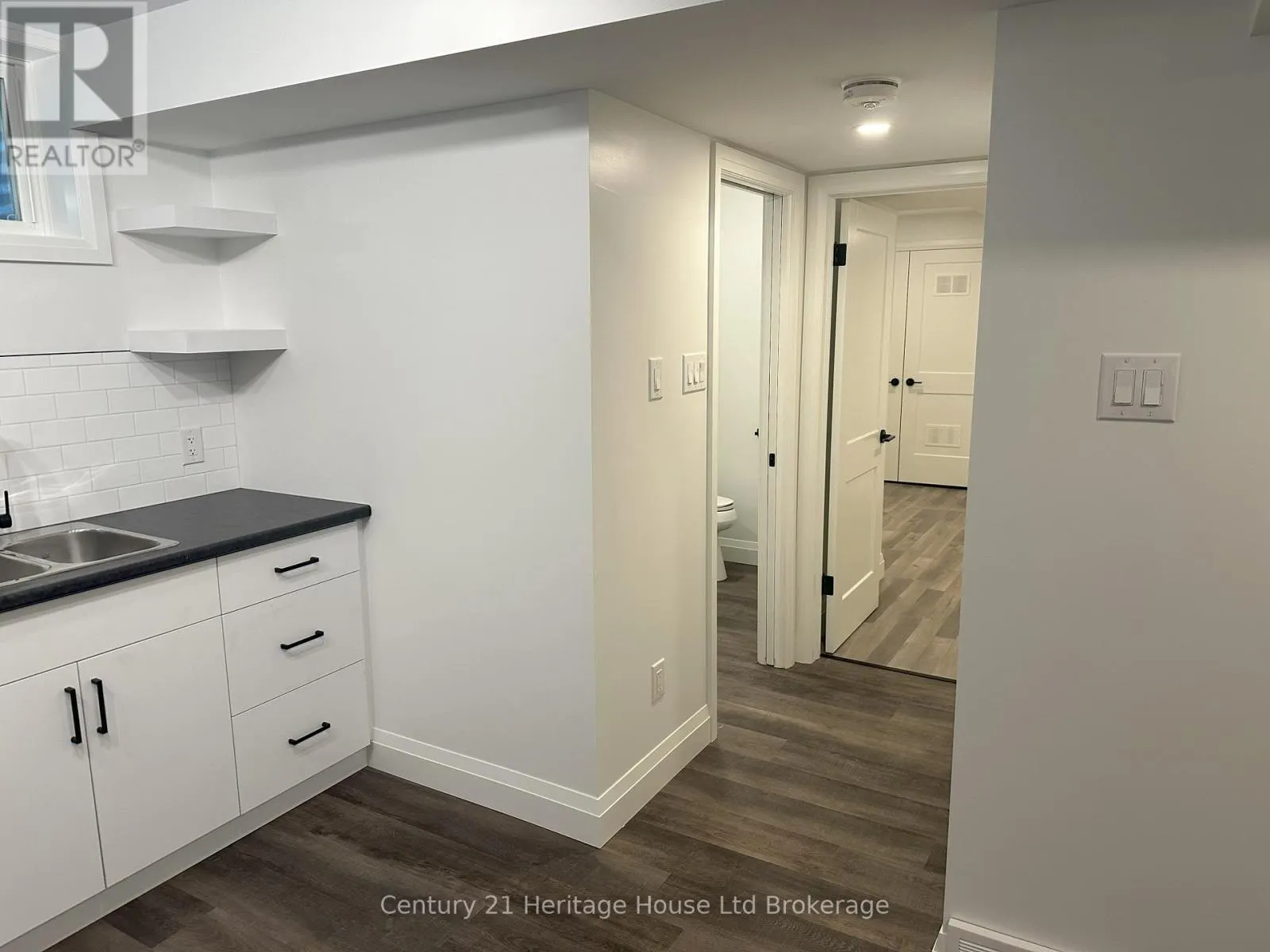 2 - 30 ZEFFER PLACE, #2