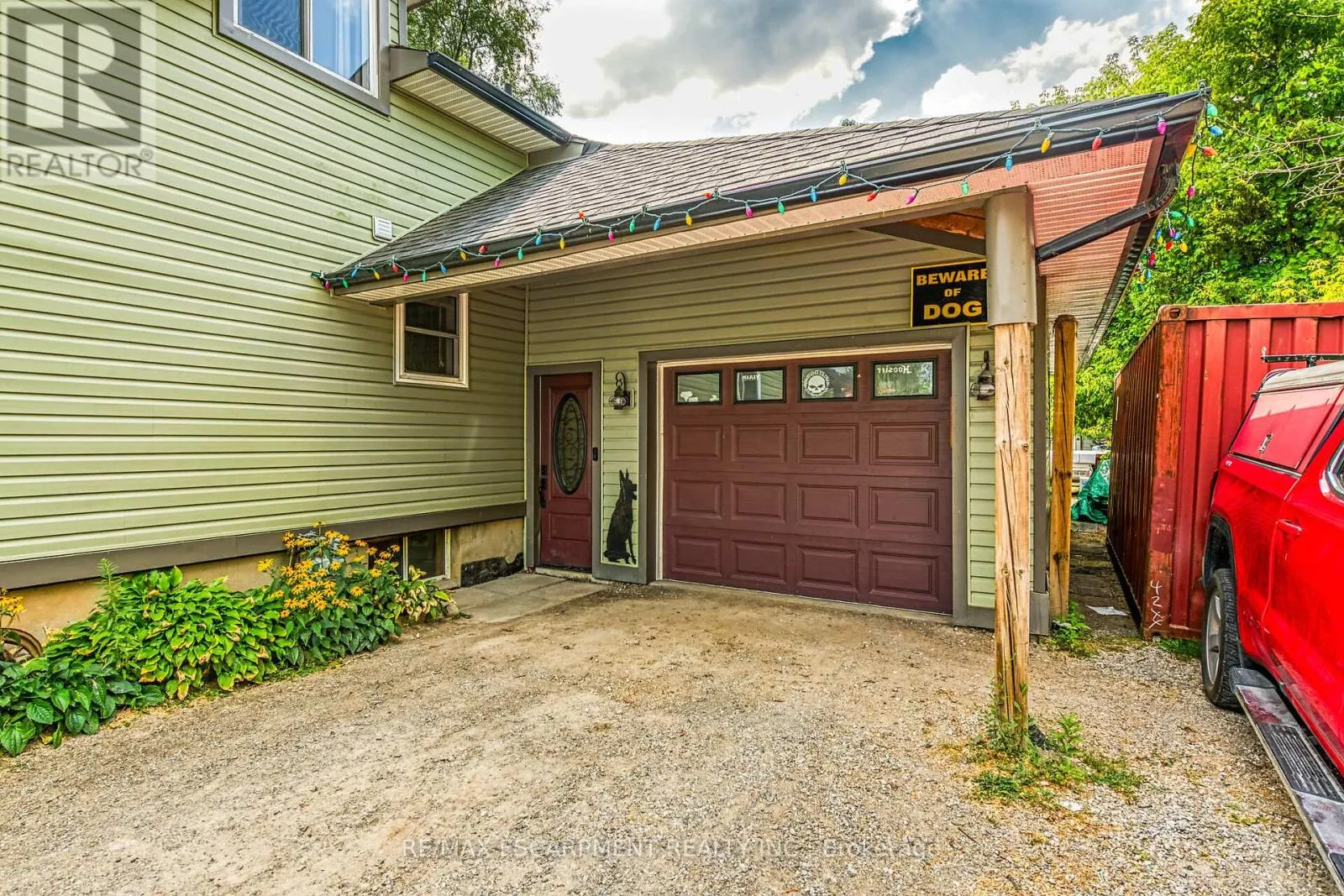 1435 MERRITTVILLE HIGHWAY