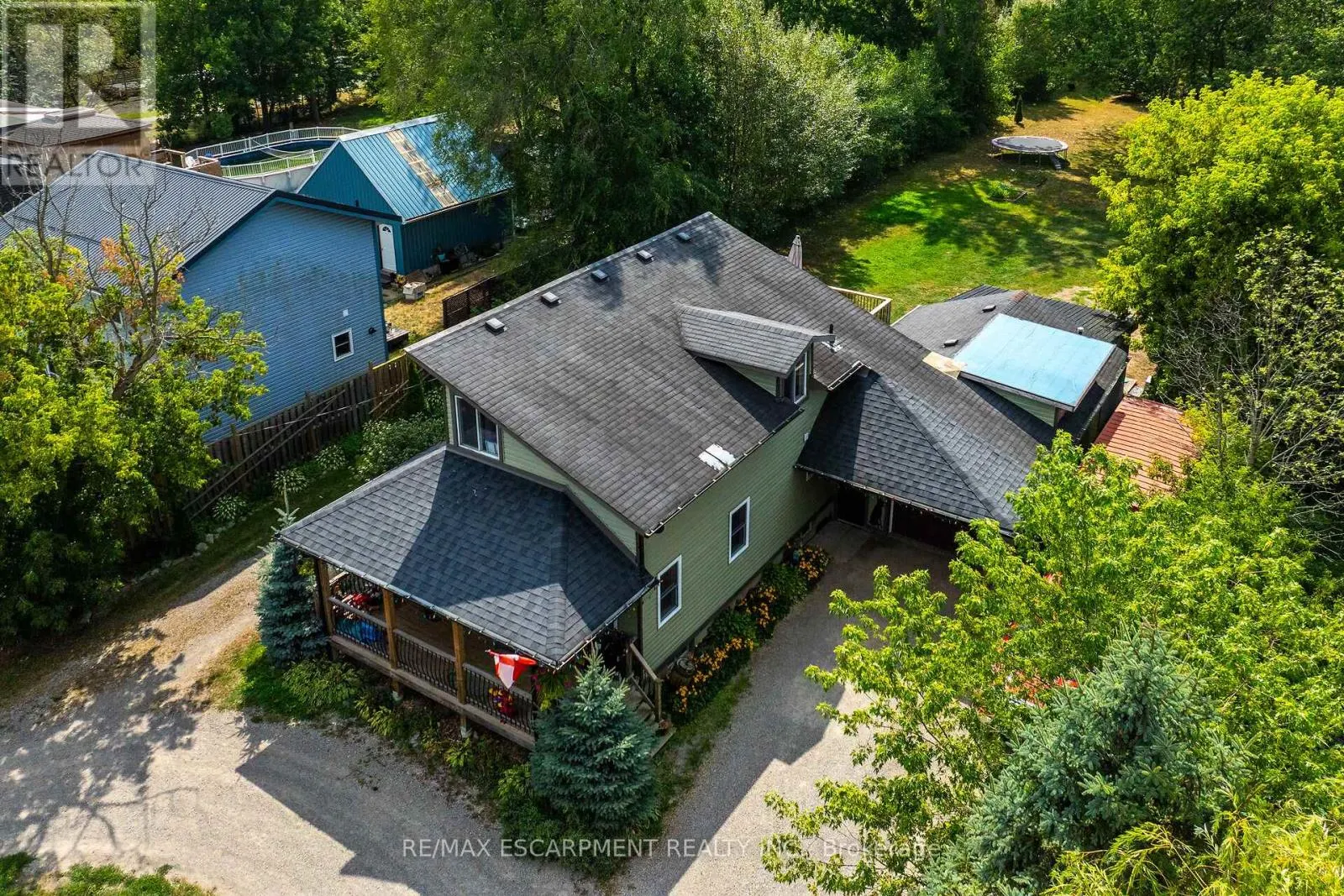 1435 MERRITTVILLE HIGHWAY