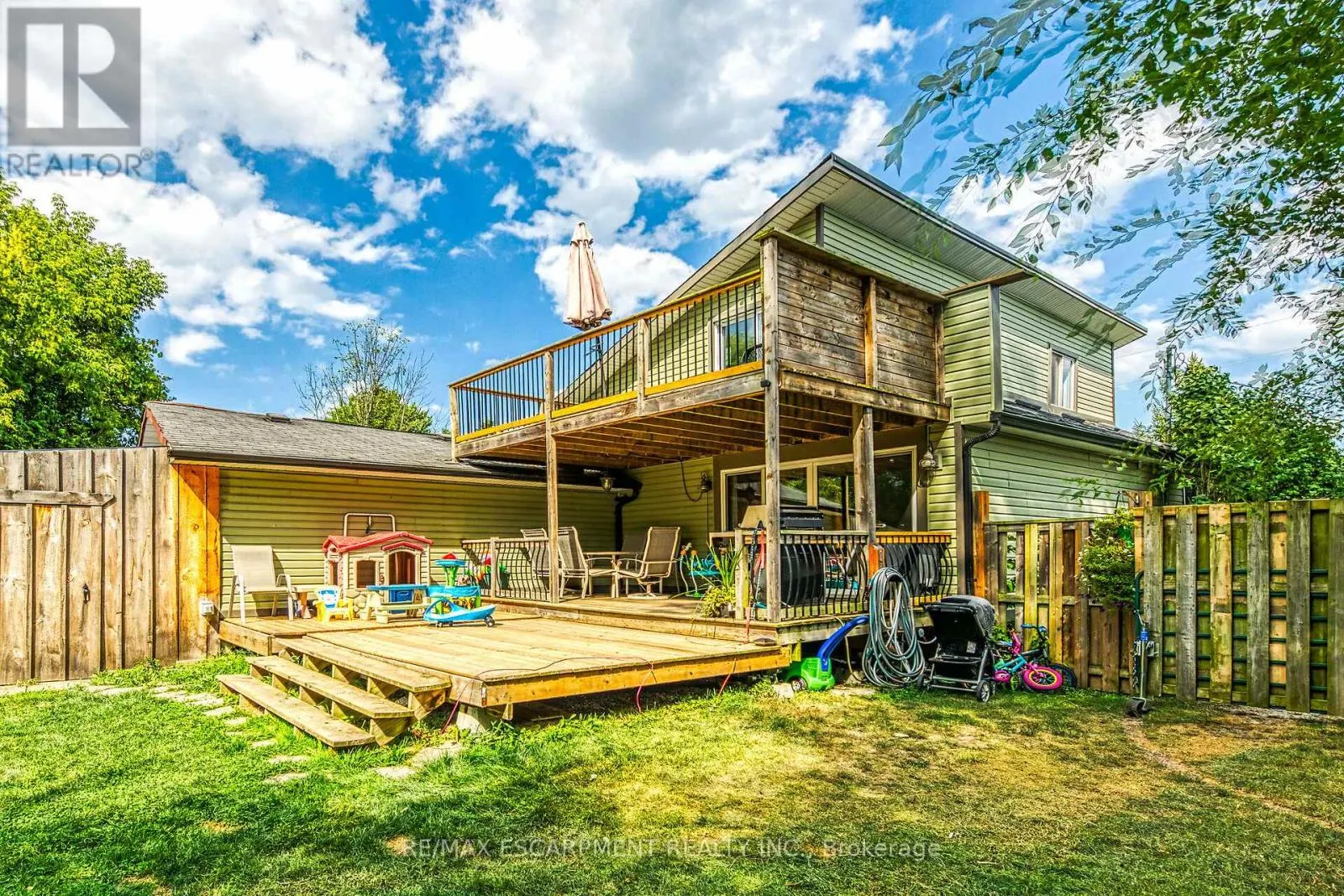 1435 MERRITTVILLE HIGHWAY