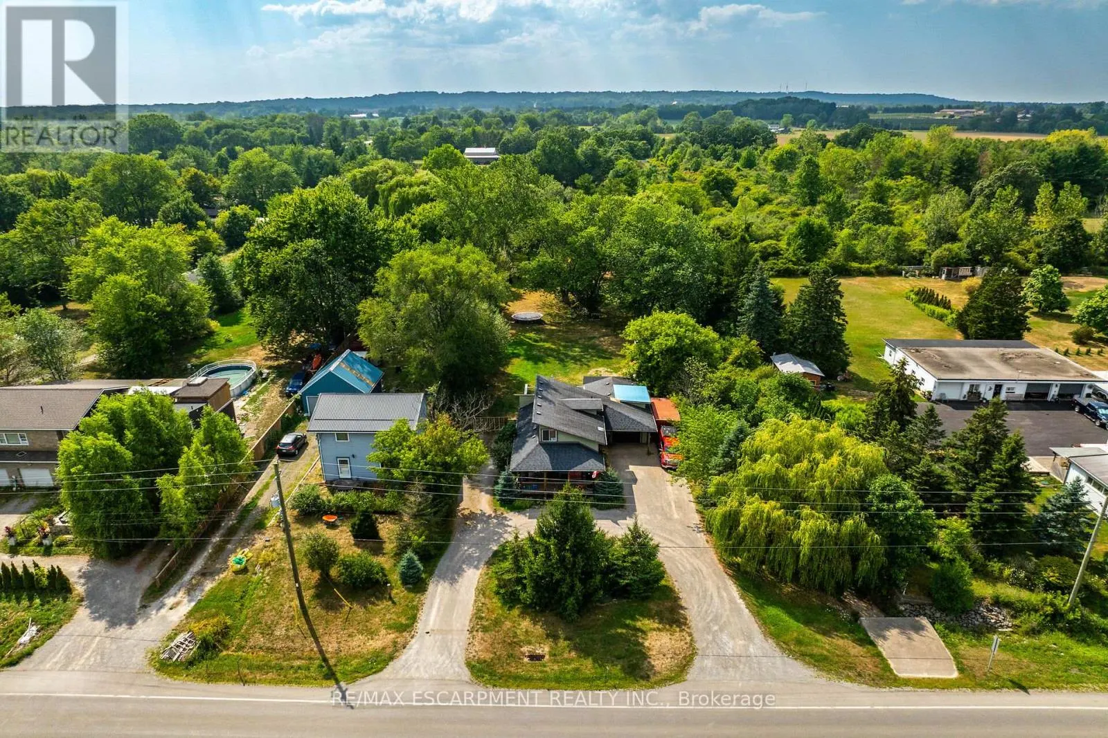 1435 MERRITTVILLE HIGHWAY