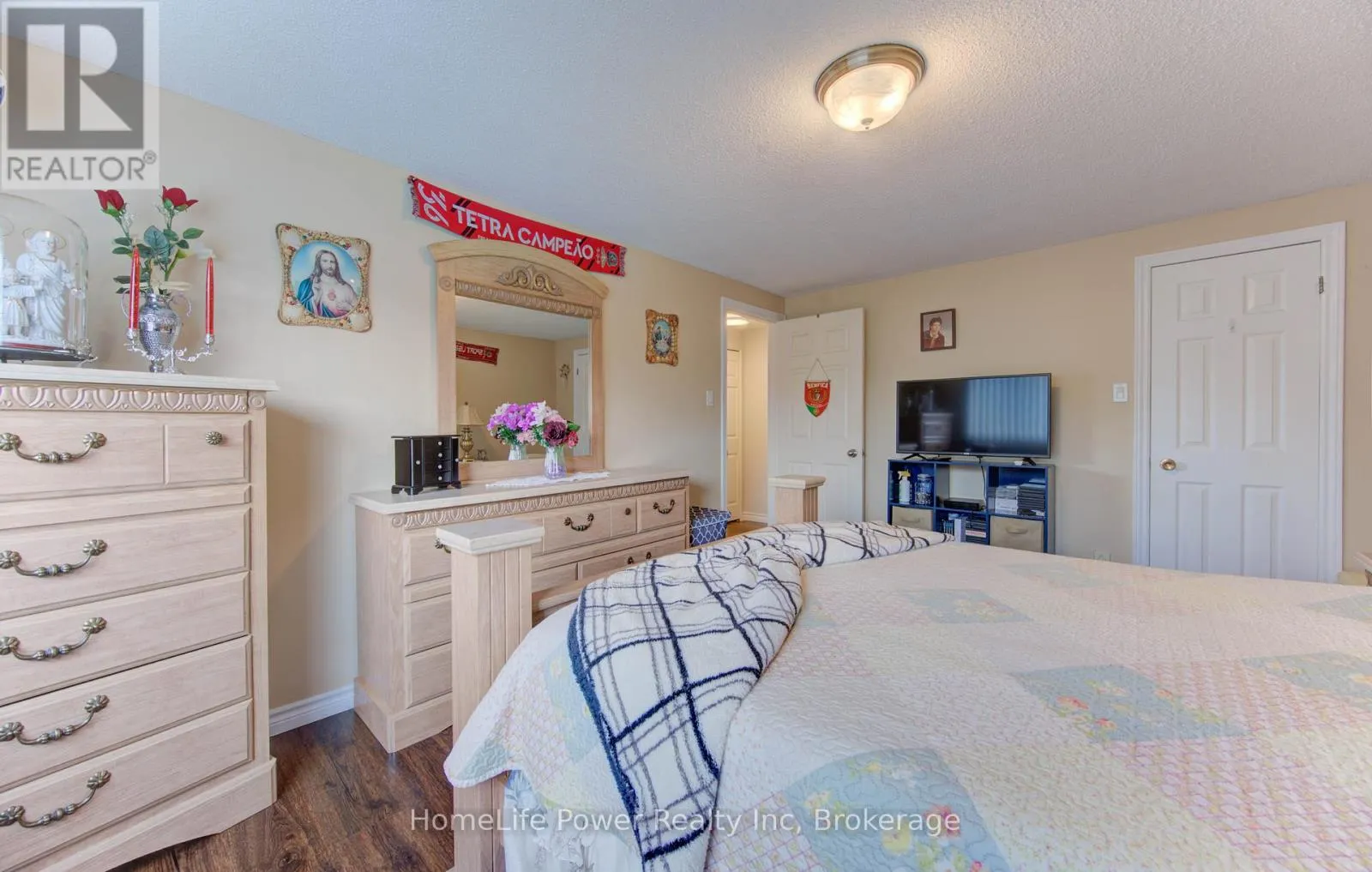 87 SUGAR MAPLE STREET