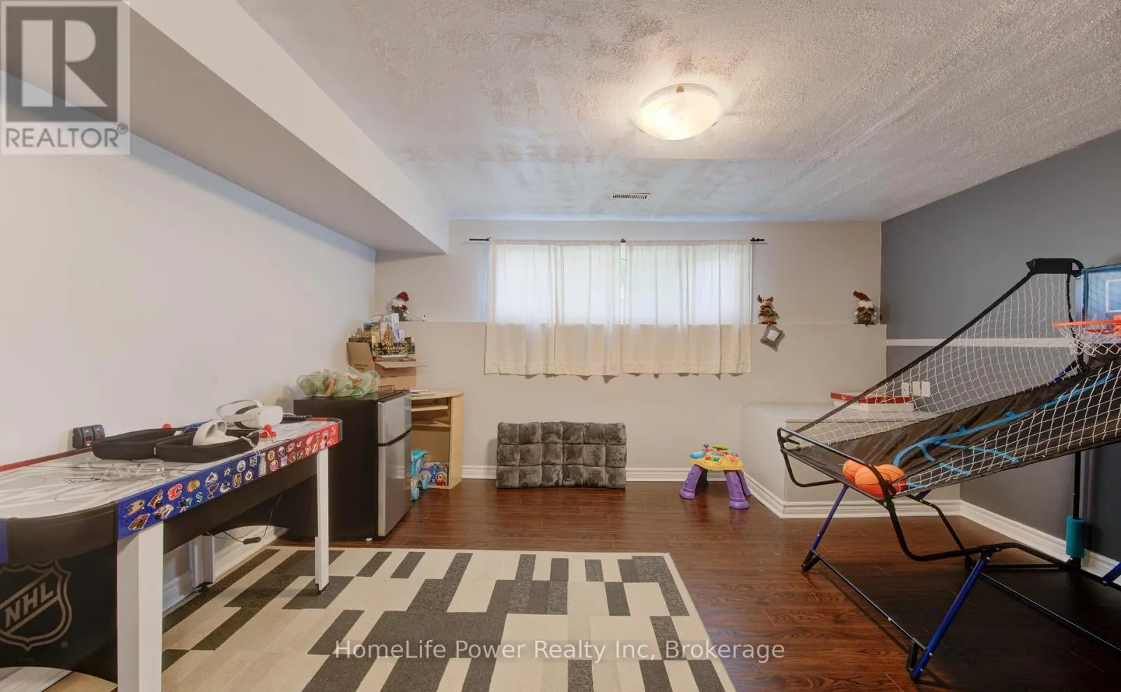 87 SUGAR MAPLE STREET