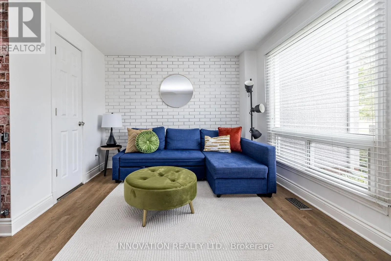 70 - 274 WOODFIELD DRIVE