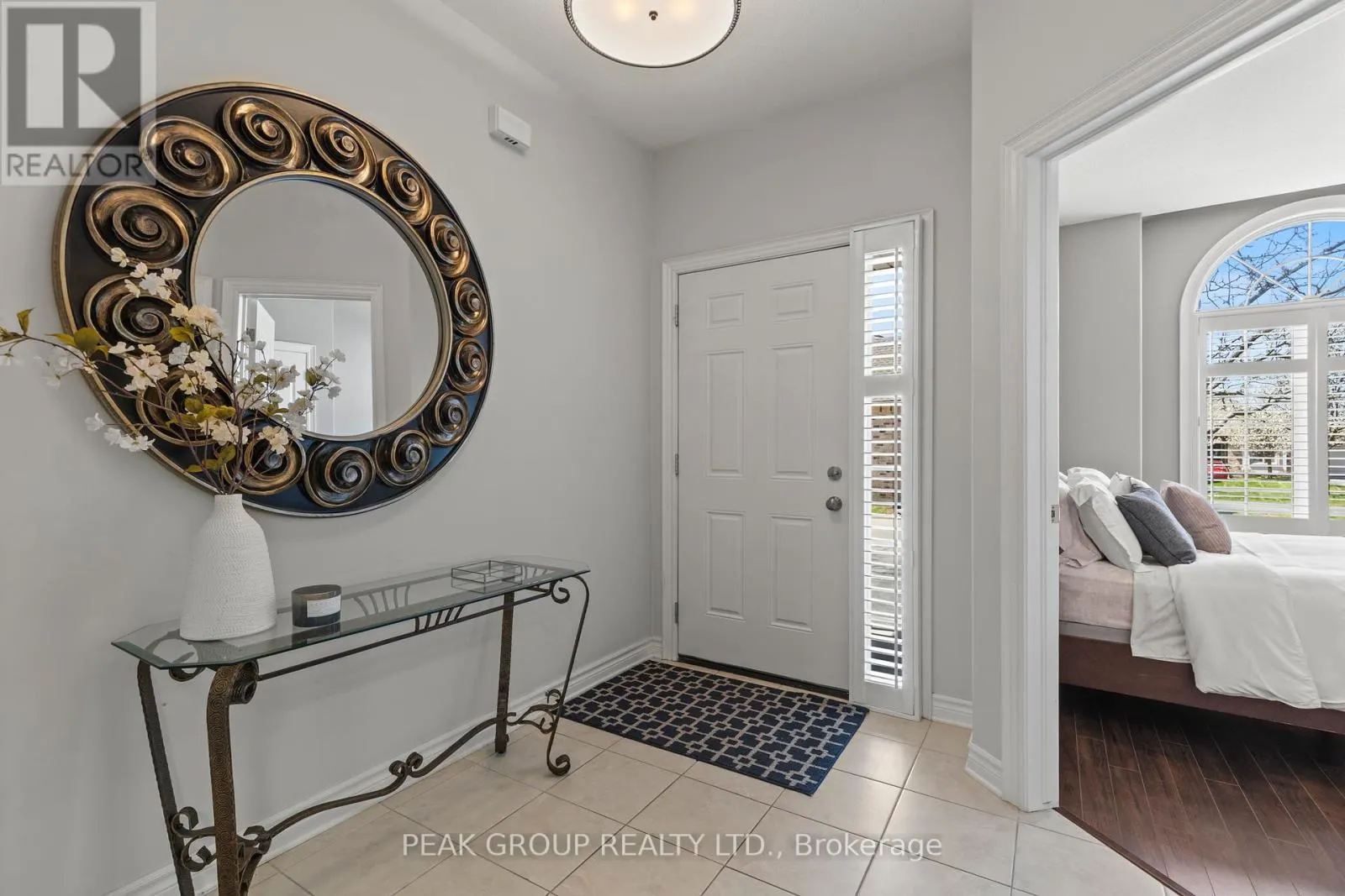 20 - 4399 MONTROSE ROAD, #20