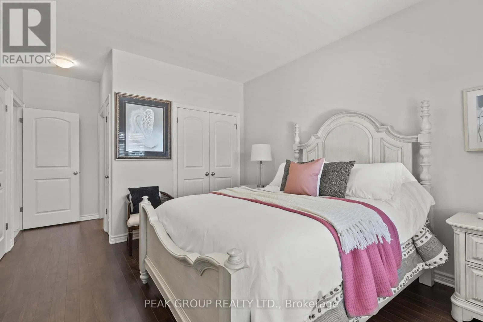 20 - 4399 MONTROSE ROAD, #20