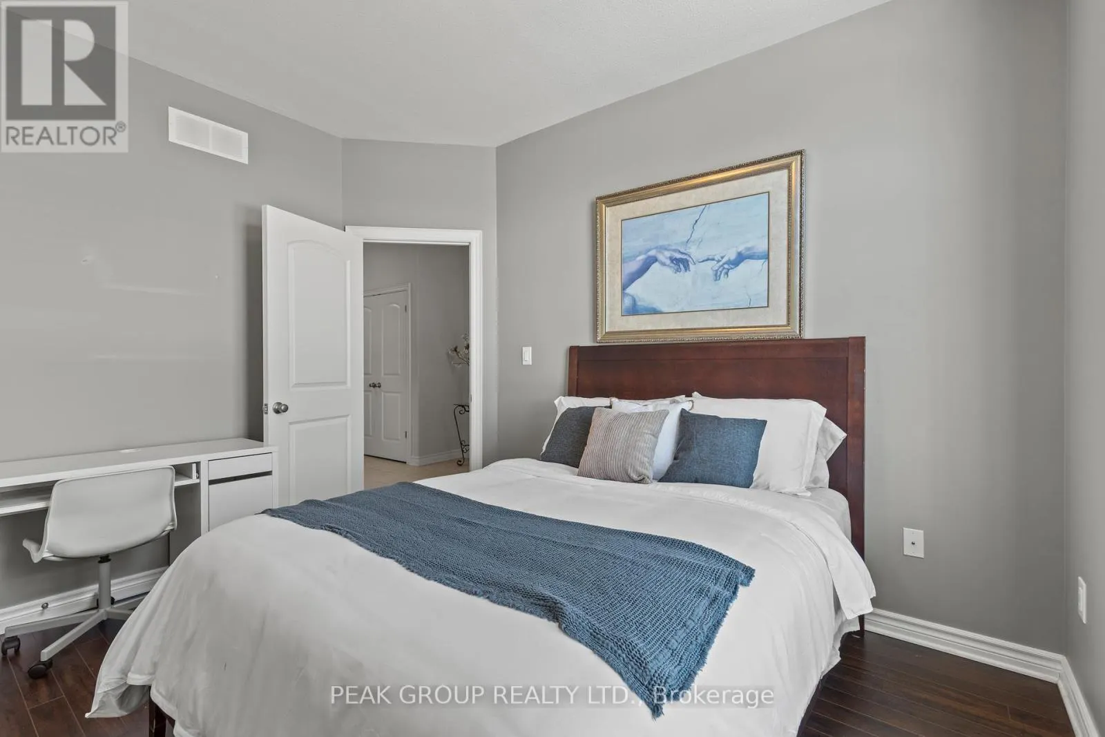 20 - 4399 MONTROSE ROAD, #20