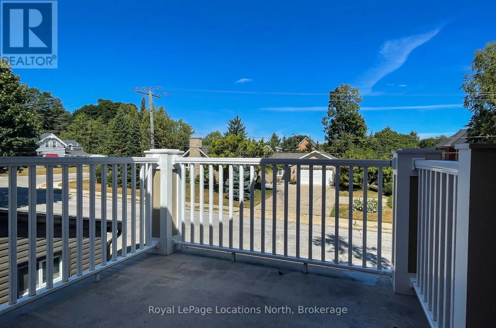 107 TROWBRIDGE STREET W