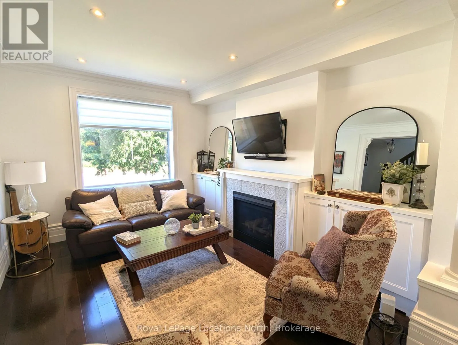 107 TROWBRIDGE STREET W