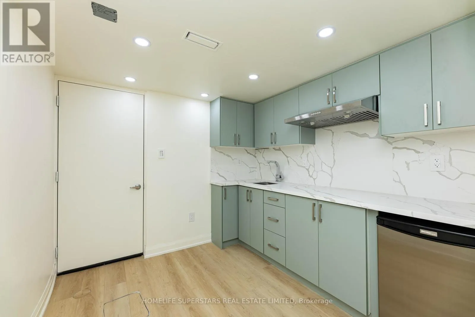 211 GRANITE RIDGE TRAIL