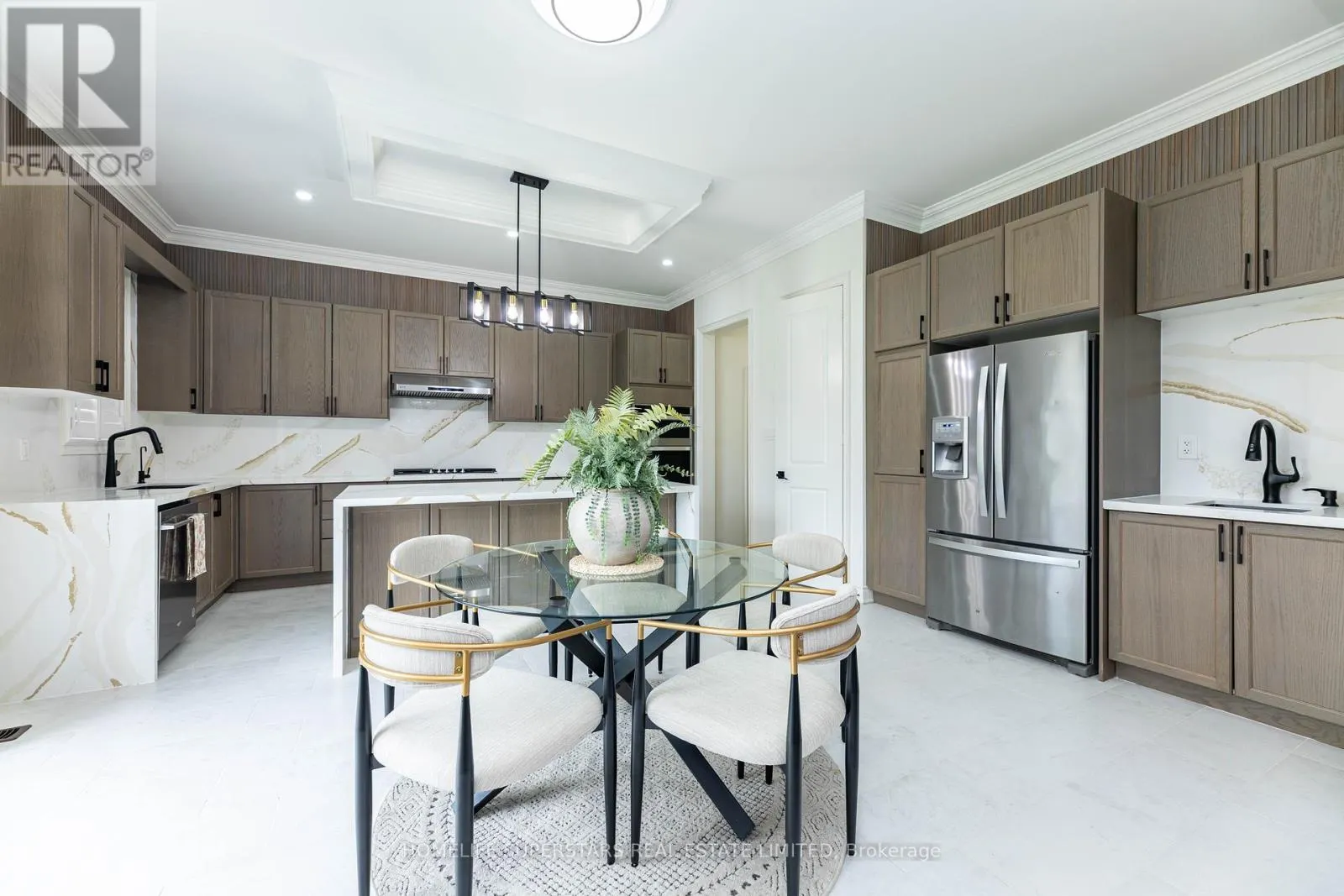 211 GRANITE RIDGE TRAIL