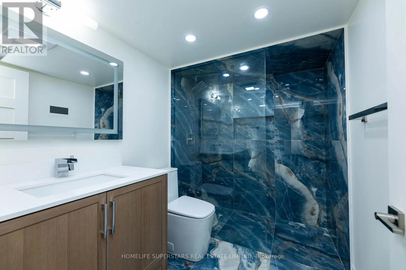 211 GRANITE RIDGE TRAIL
