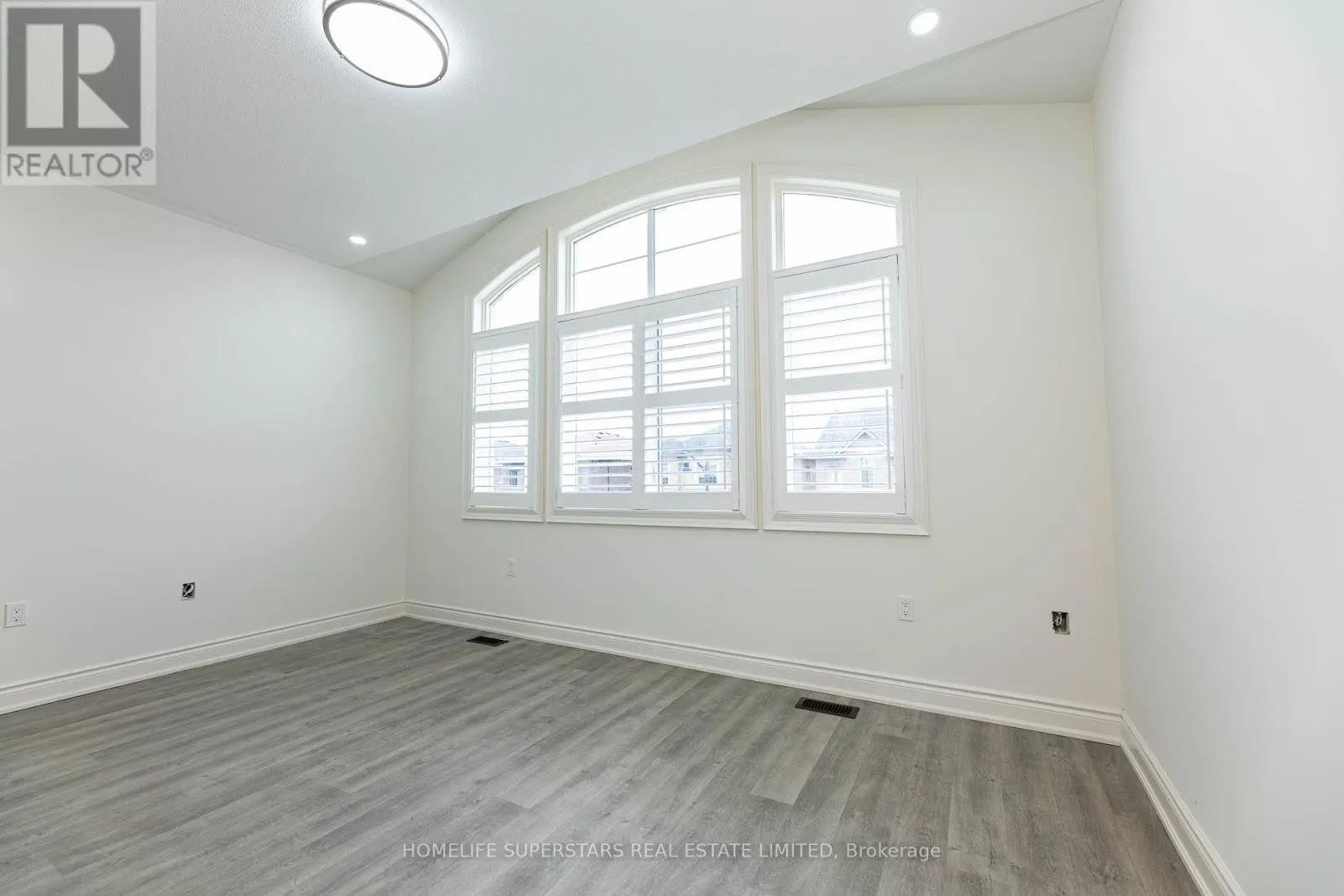 211 GRANITE RIDGE TRAIL