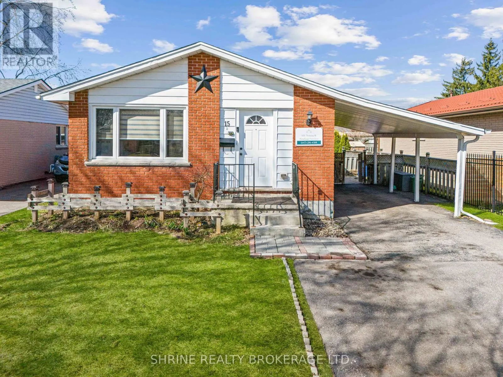 15 GARLAND CRESCENT