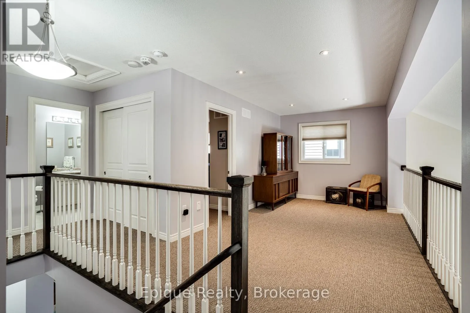 68 ROSELAWN CRESCENT