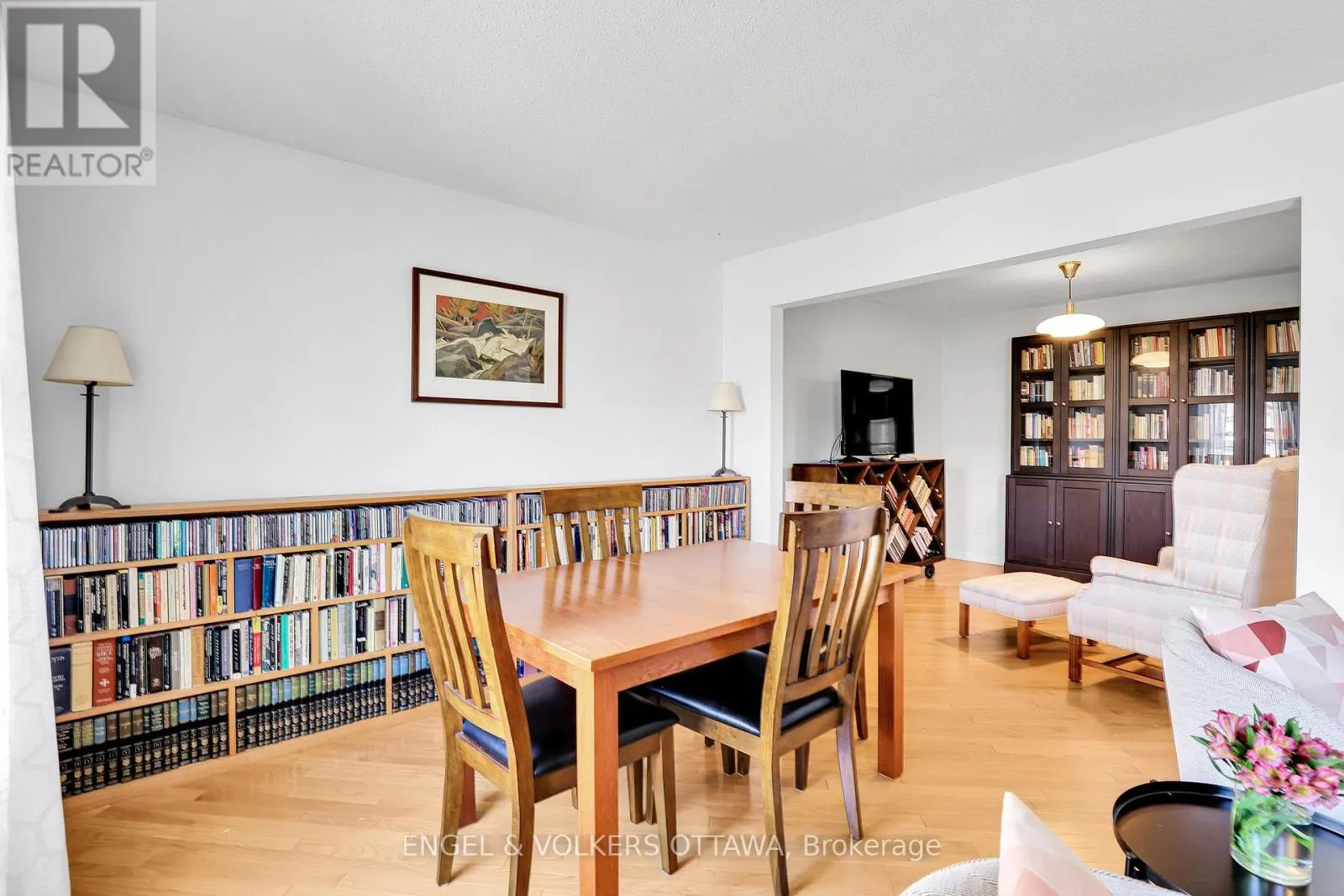 1089 BORDEN SIDE ROAD
